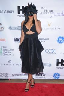 Sanaa Lathan feet photo thumbnail