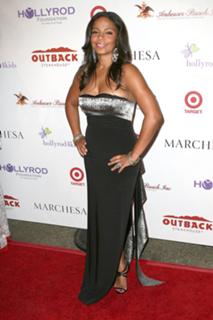 Sanaa Lathan feet photo thumbnail