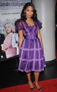 Sanaa Lathan feet photo thumbnail