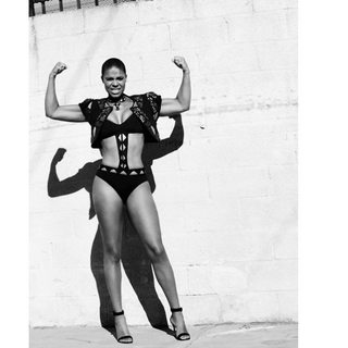 Sanaa Lathan feet photo thumbnail