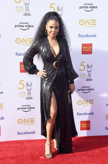 Sanaa Lathan feet photo thumbnail
