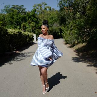 Sanaa Lathan feet photo thumbnail