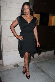 Sanaa Lathan feet photo thumbnail