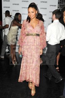 Sanaa Lathan feet photo thumbnail