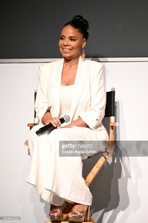 Sanaa Lathan feet photo thumbnail