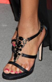 Sanaa Lathan feet photo thumbnail
