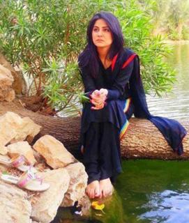 Sanam Baloch feet photo thumbnail