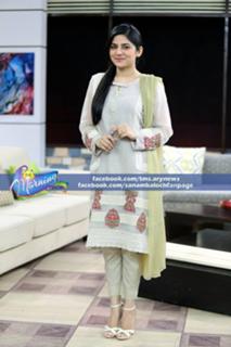 Sanam Baloch feet photo thumbnail