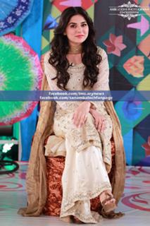 Sanam Baloch feet photo thumbnail