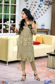 Sanam Baloch feet photo thumbnail