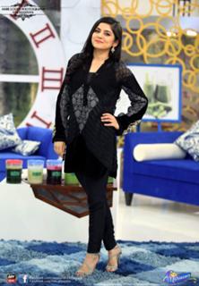 Sanam Baloch feet photo thumbnail