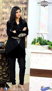 Sanam Baloch feet photo thumbnail