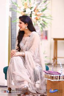 Sanam Baloch feet photo thumbnail