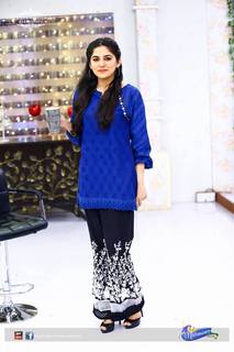 Sanam Baloch feet photo thumbnail