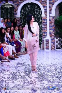 Sanam Baloch feet photo thumbnail