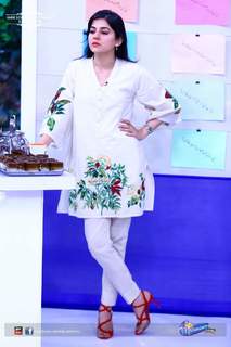 Sanam Baloch feet photo thumbnail