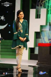 Sanam Baloch feet photo thumbnail