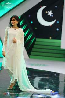 Sanam Baloch feet photo thumbnail