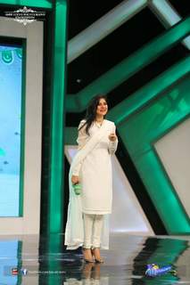 Sanam Baloch feet photo thumbnail