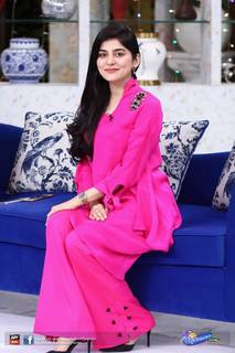 Sanam Baloch feet photo thumbnail