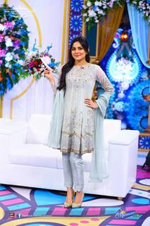 Sanam Baloch feet photo thumbnail