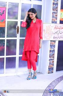 Sanam Baloch feet photo thumbnail