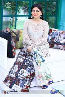 Sanam Baloch feet photo thumbnail