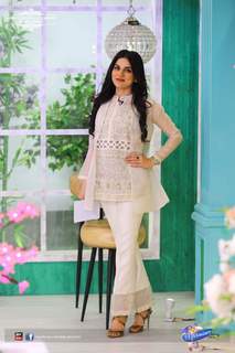 Sanam Baloch feet photo thumbnail