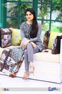 Sanam Baloch feet photo thumbnail