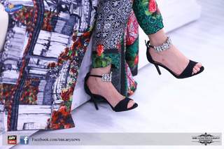 Sanam Baloch feet photo thumbnail