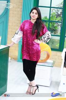 Sanam Baloch feet photo thumbnail
