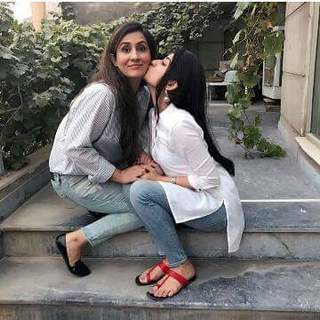 Sanam Baloch feet photo thumbnail