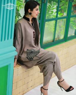 Sanam Baloch feet photo thumbnail