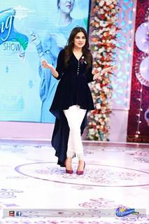 Sanam Baloch feet photo thumbnail