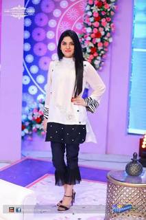 Sanam Baloch feet photo thumbnail