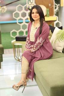Sanam Baloch feet photo thumbnail