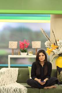Sanam Baloch feet photo thumbnail