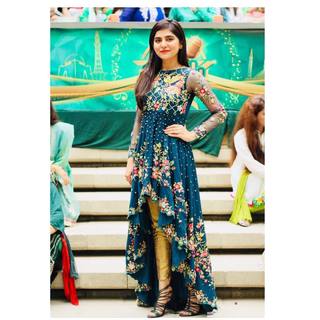 Sanam Baloch feet photo thumbnail