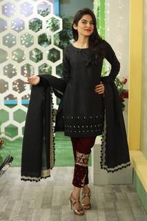 Sanam Baloch feet photo thumbnail