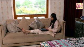 Sanam Baloch feet photo thumbnail