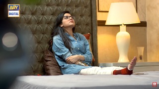 Sanam Baloch feet photo thumbnail