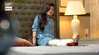 Sanam Baloch feet photo thumbnail