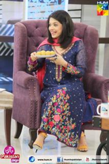 Sanam Jung feet photo 13