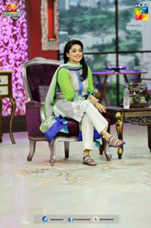 Sanam Jung feet photo 15