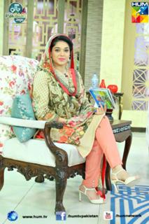 Sanam Jung feet photo 2