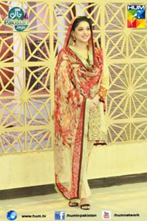 Sanam Jung feet photo 18