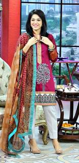 Sanam Jung feet photo 13