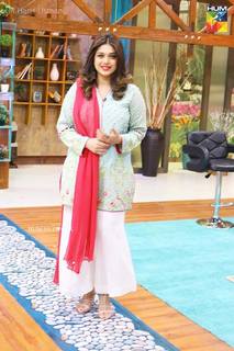 Sanam Jung feet photo 13