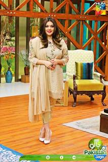 Sanam Jung feet photo 16