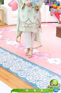 Sanam Jung feet photo 16